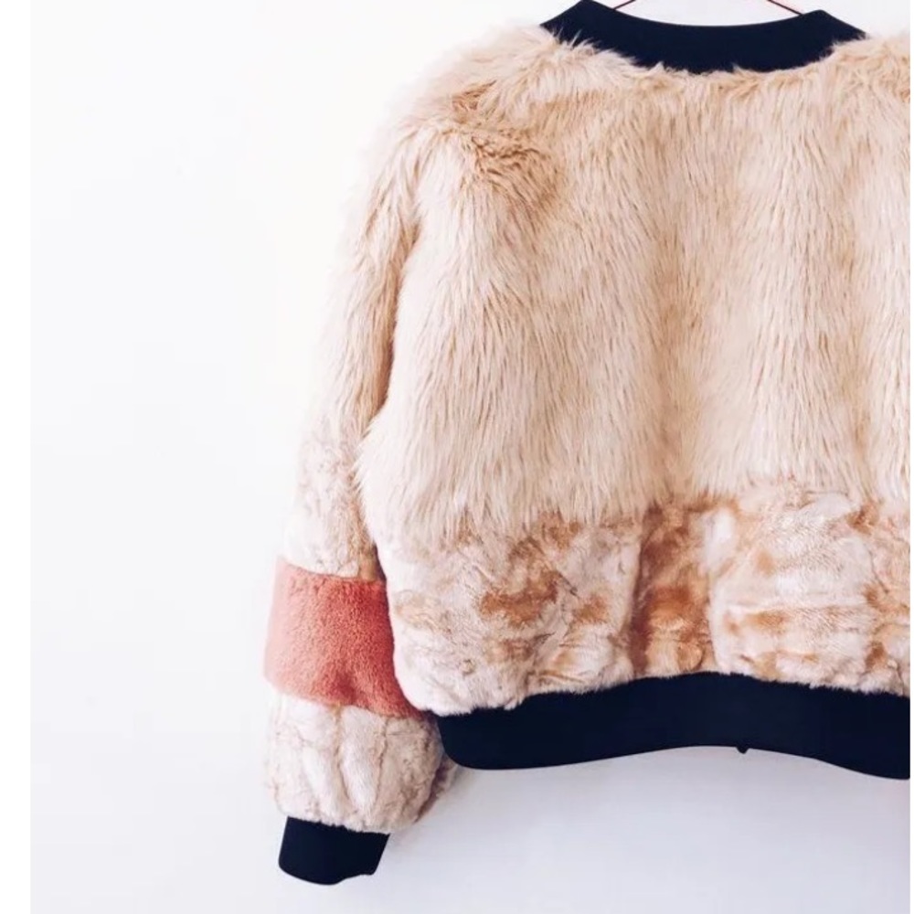 Young Fabulous & Broke Faux Fur Pink Fuzzy Paris Jacket Size Small - Picture 7 of 9